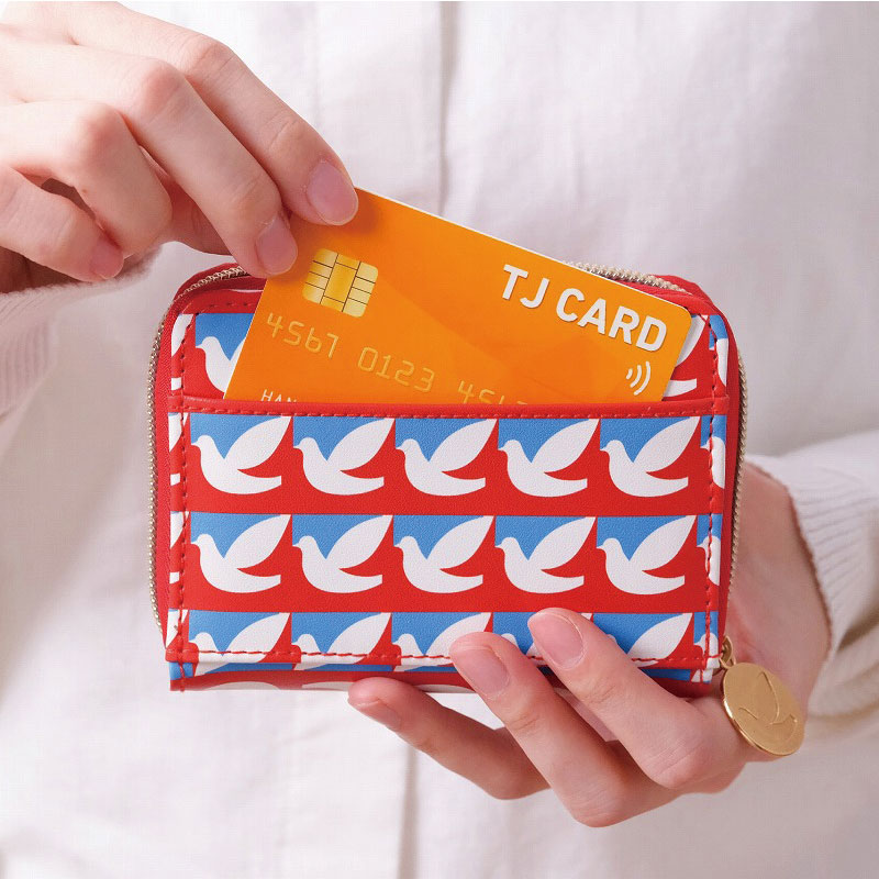 イトーヨーカドー たっぷりカードが収納できるミニ財布BOOK | 商品