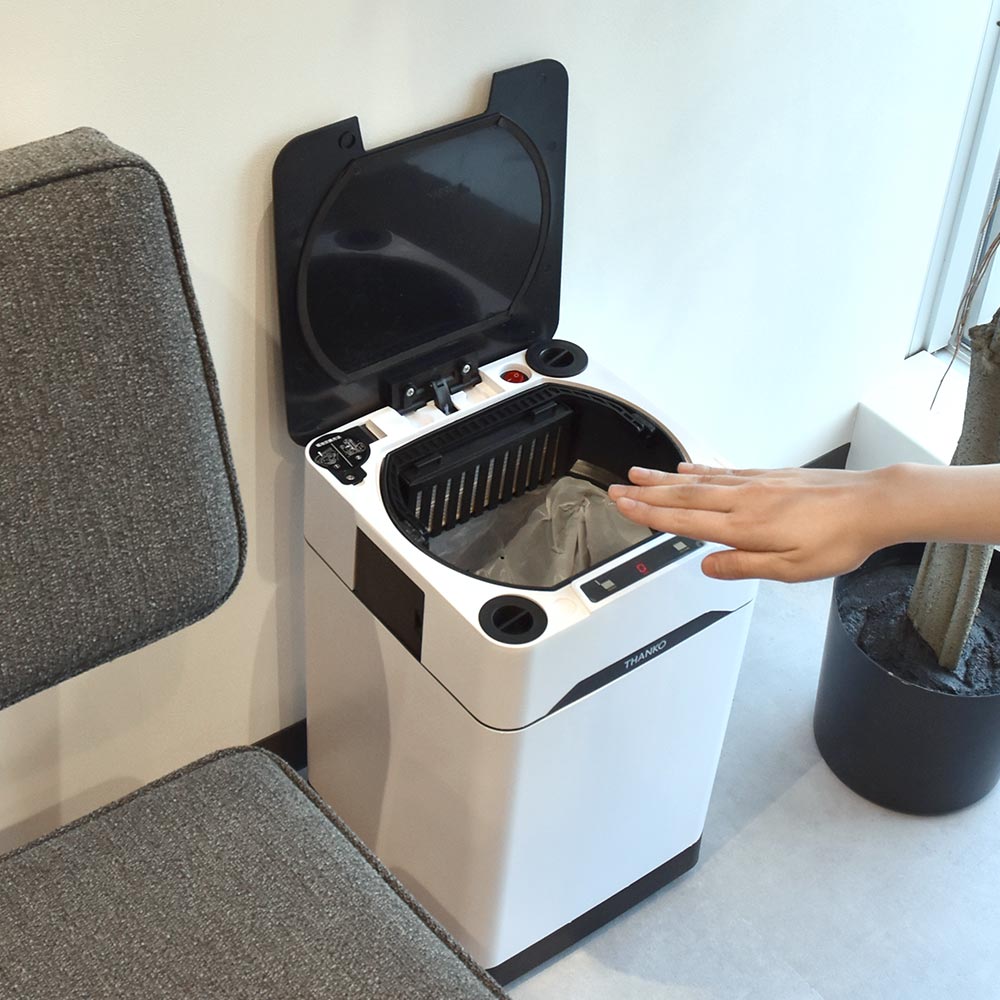 センサー式ゴミ箱掃除機「吸っちゃうダストボックス」 | 【公式
