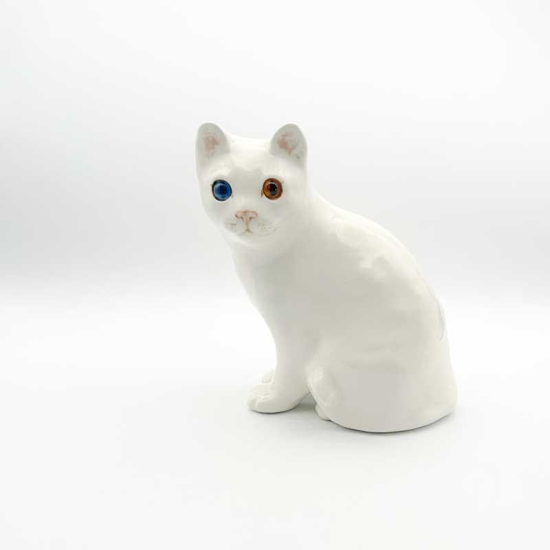 ウィンスタンレイキャット オッドアイの白猫 サイズ3 ケンジントン