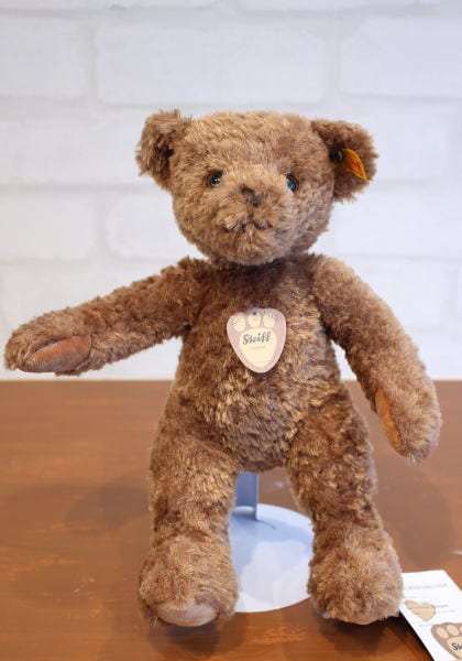 Steiff （ドイツ生まれ シュタイフ社）・ソフトテディベア