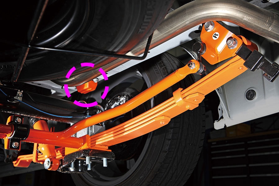 ハイエース200系 専門店 ユーアイビークルのハイエース 乗り心地改善 2