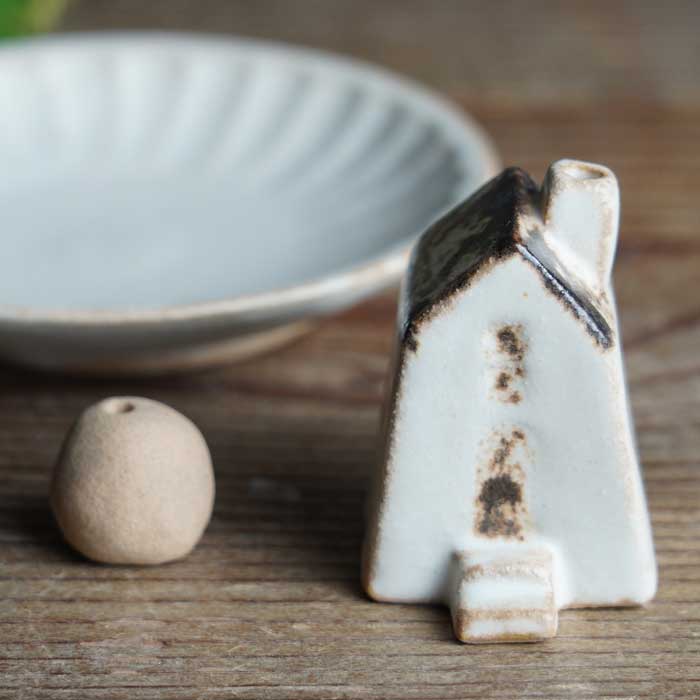 益子焼のお香立てセット 【おうち型＆丸型＆お皿】 陶器製 職人の