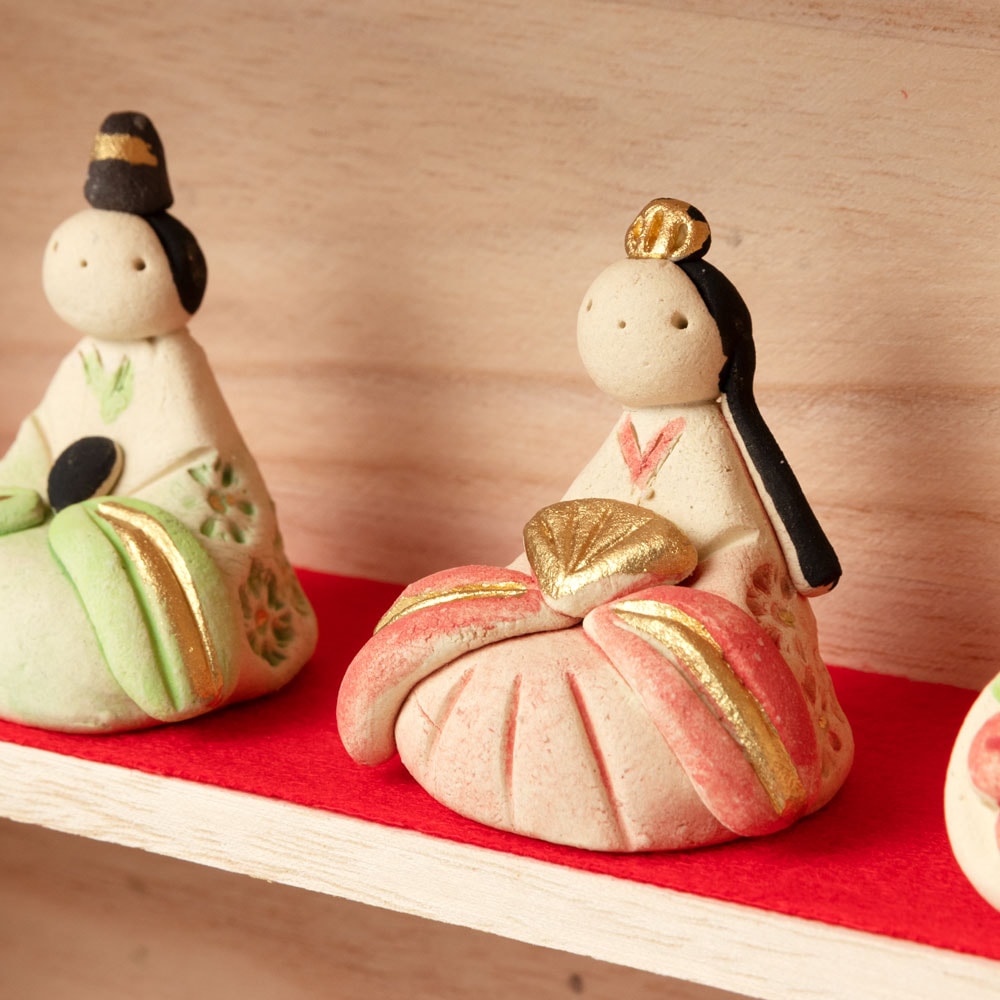 雛五人箱納飾り (HK889) 木箱入り 工房SAO 瀬戸焼 手軽に飾れる