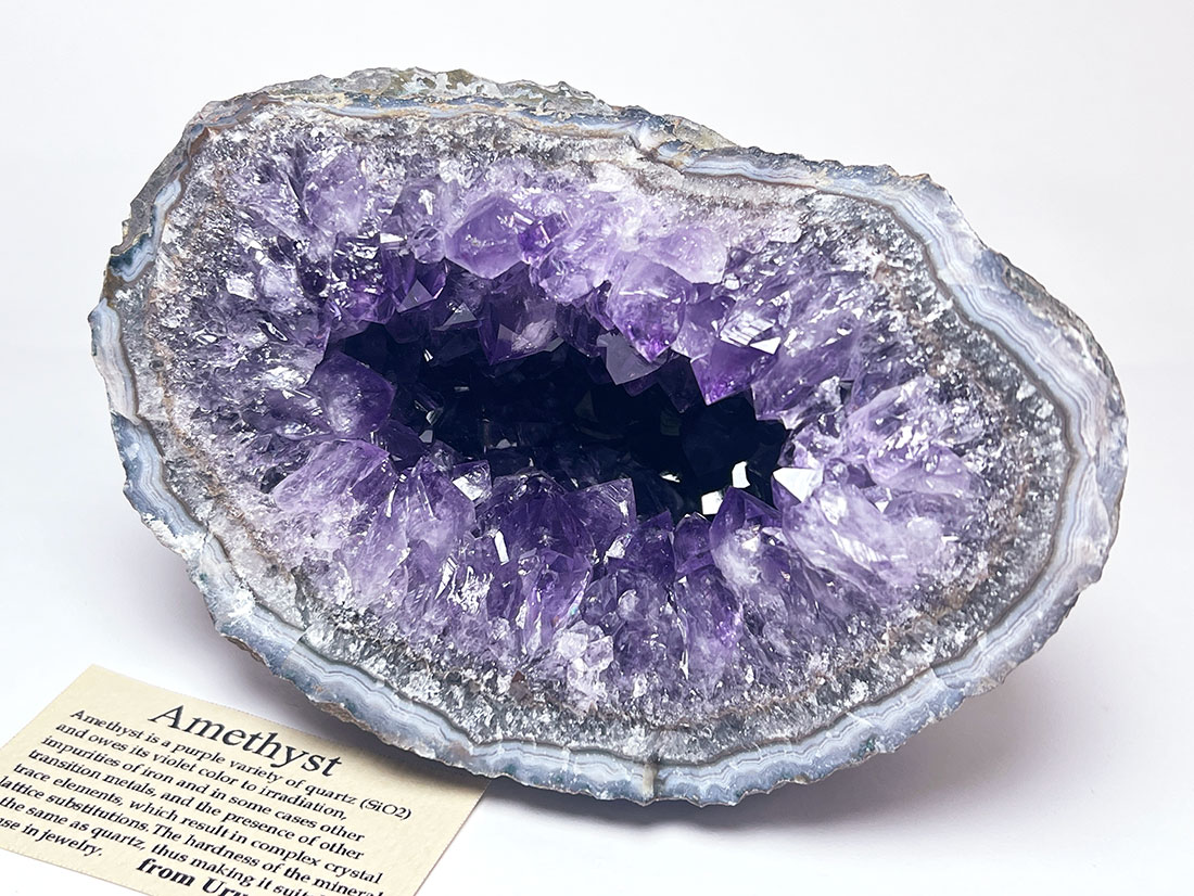 ウルグアイ産アメジストジオード