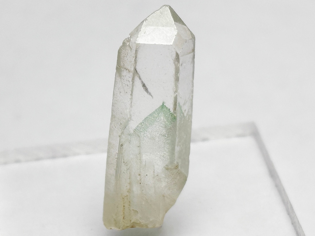 マダガスカル産 グリーンファントムクォーツ / Green Phantom