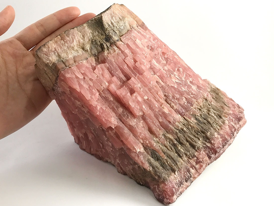 北海道古平郡稲倉石鉱山産 菱マンガン鉱