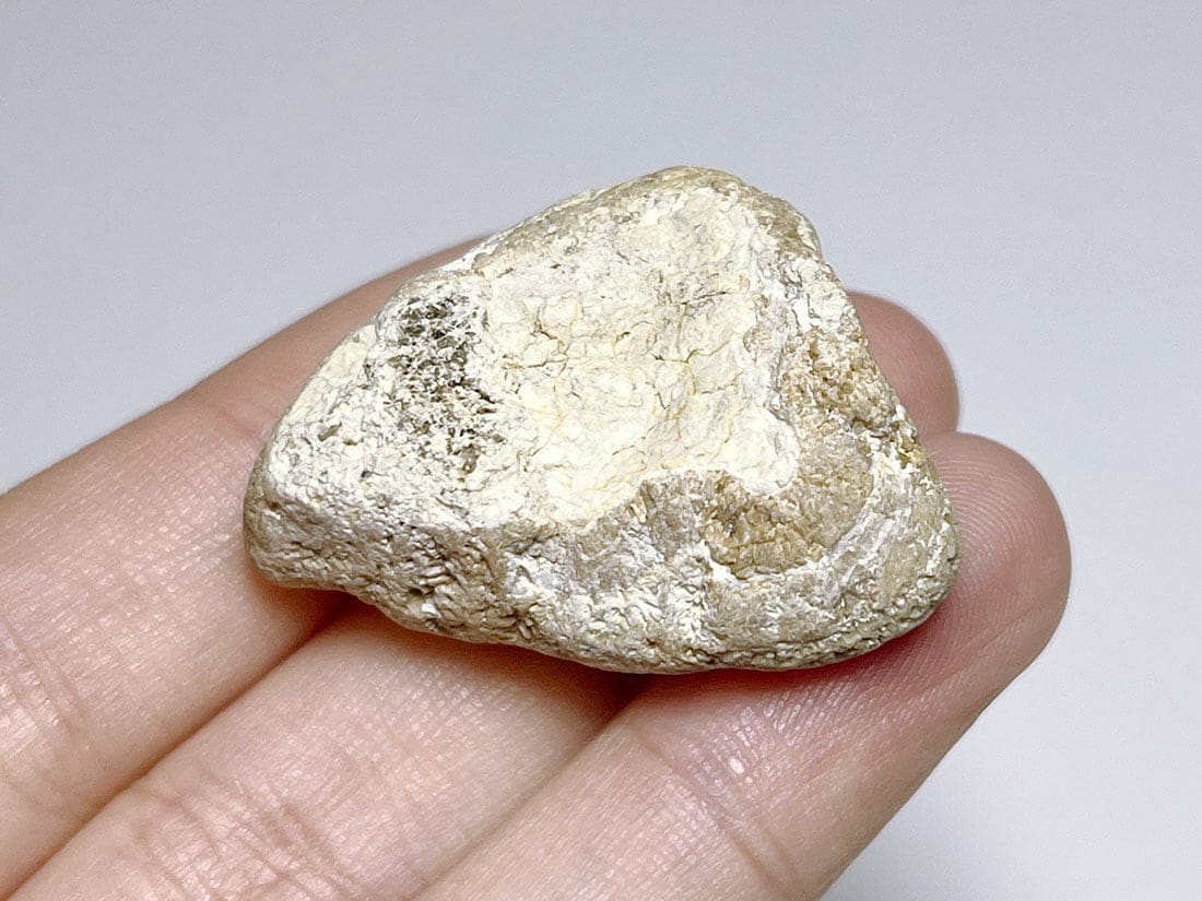 秋田県仙北市田沢湖町玉川温泉産 北投石結晶 (含鉛重晶