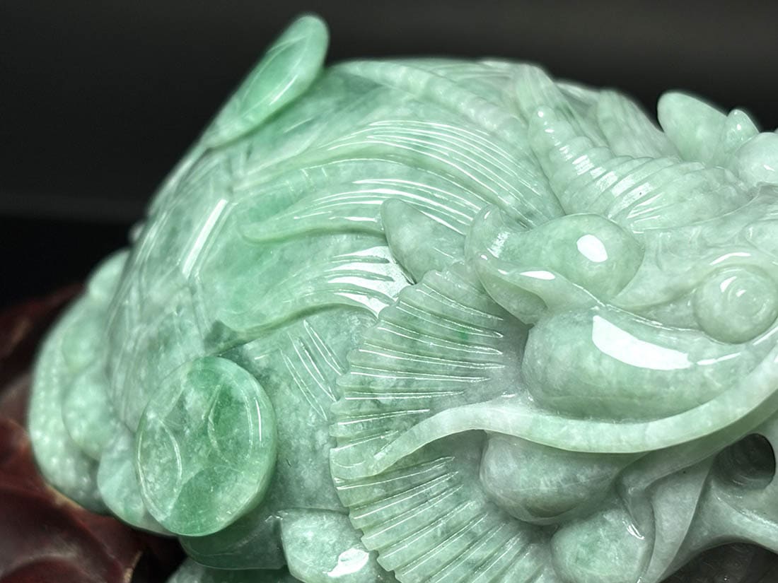 帯留め Pt850 PT850 翡翠彫刻帯留め 総重量11g