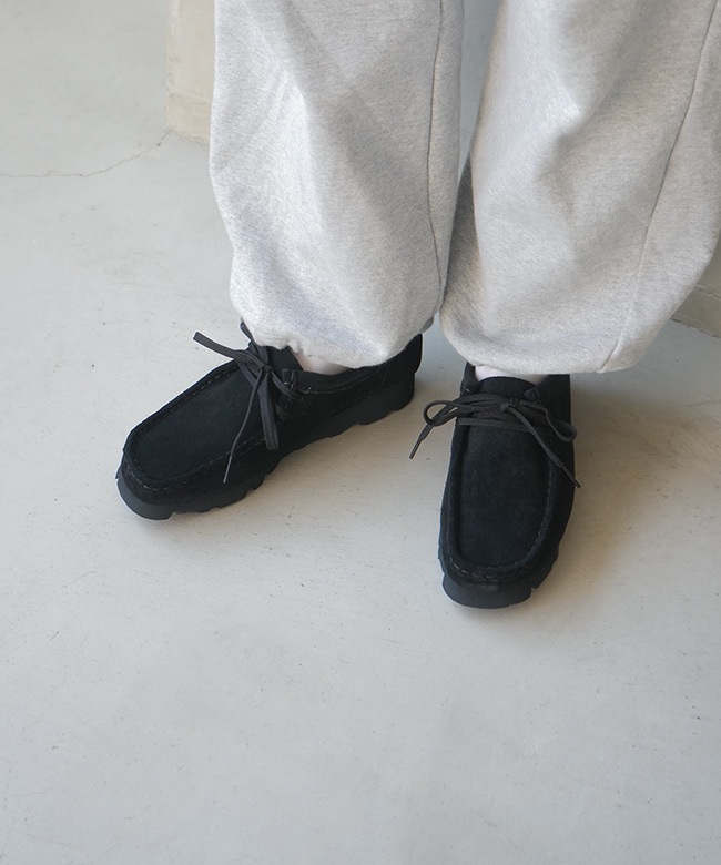 26179258]【替え紐あり】[国内正規販売店]Clarks(クラークス) Wallabee