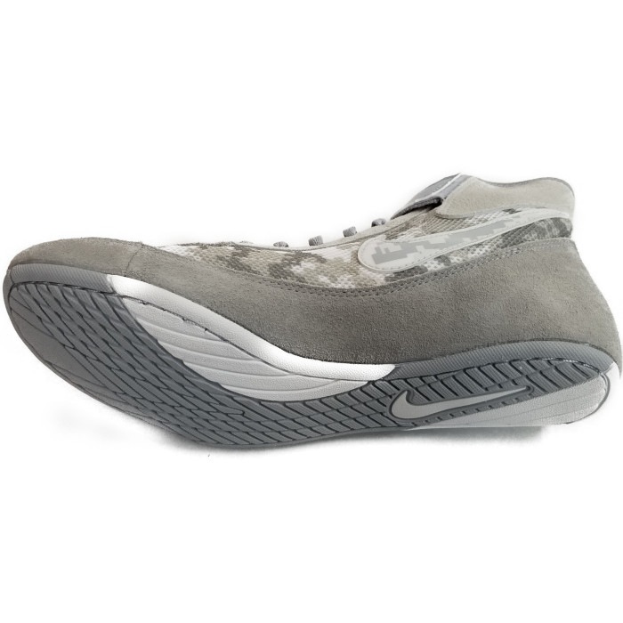 ナイキ・スピードスイープ7 (NIKE SPEED SWEEP 7) [カモグレー