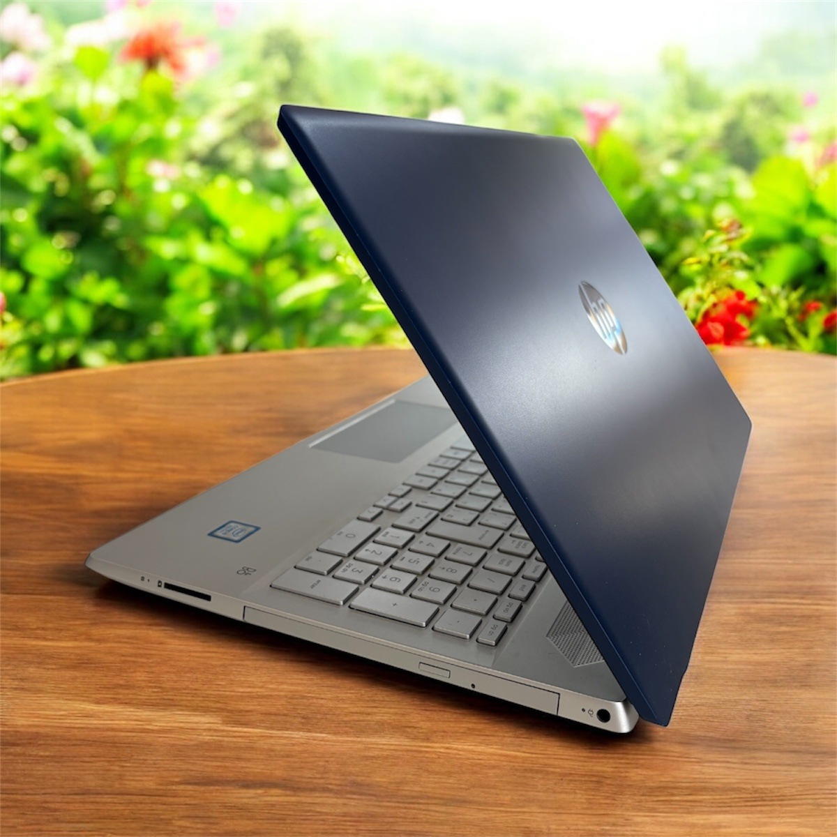 hp pavilion 15-cu1006TU 8世代i5 HP Pavilion 15-cu1006TU (ﾛｲﾔﾙﾌﾞﾙｰ