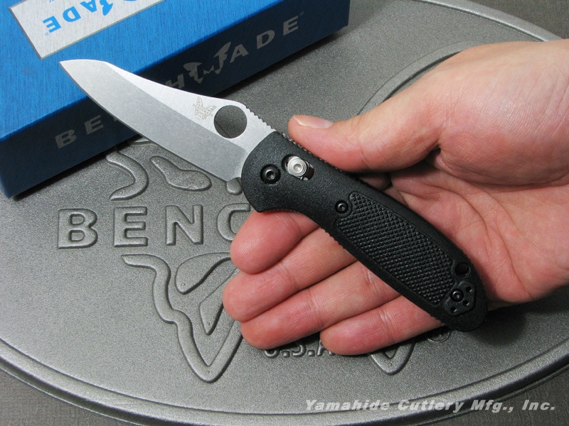 ベンチメイド 555-S30V ミニ・グリップティリアン シルバー直刃