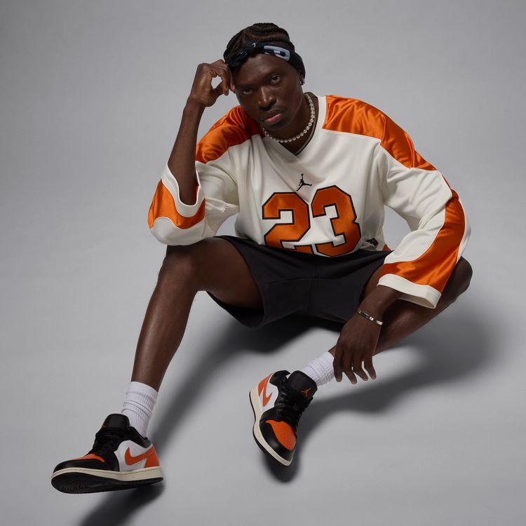 JORDAN BRAND FA25 7/12 AIR JORDAN 1 LOW ブラック/スターフィッシュ