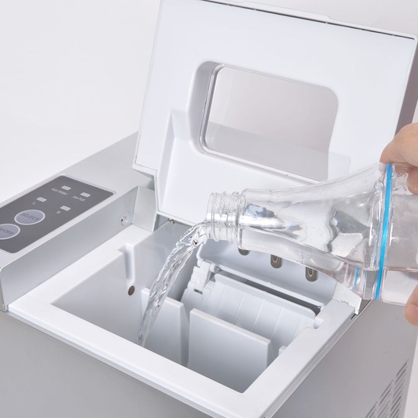 ユアサプライムス.com｜サンコー 卓上 小型 製氷機 IceGolon DTSMLIMA