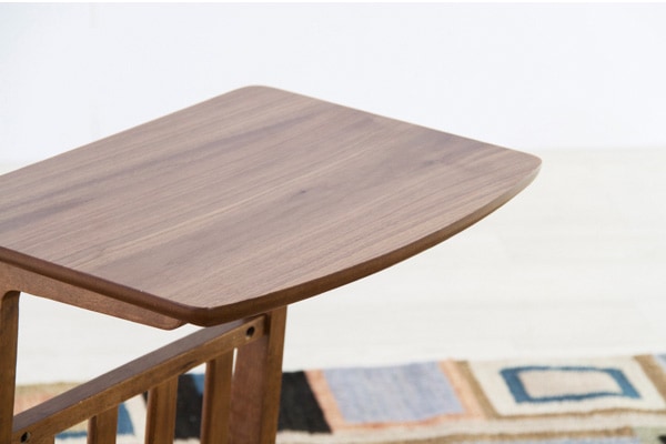 ユアサプライムス.com｜サイドテーブル ウォールナット突板を使用