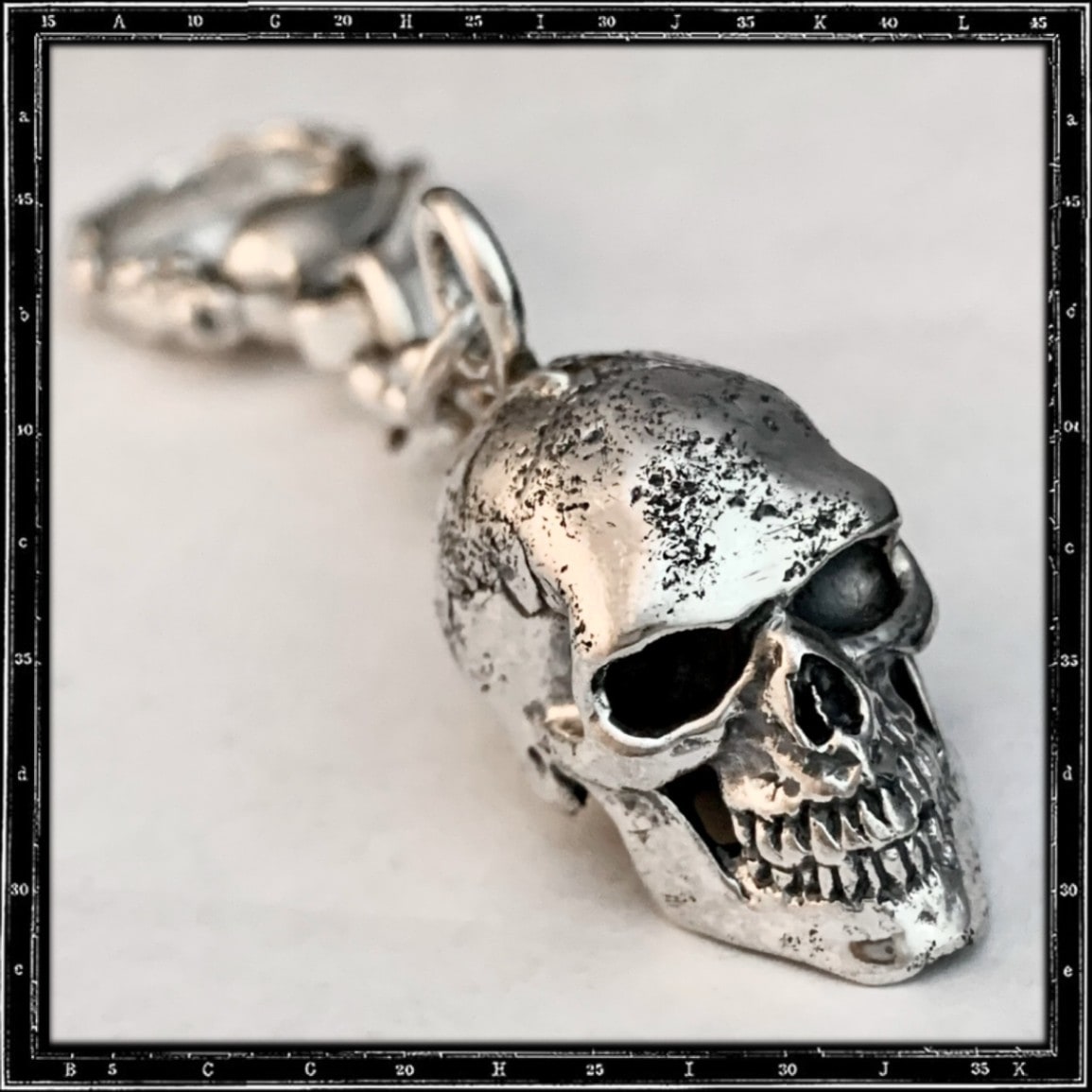 SOLID SKULL KEYRING | クレイジーピッグ公式オンラインストア