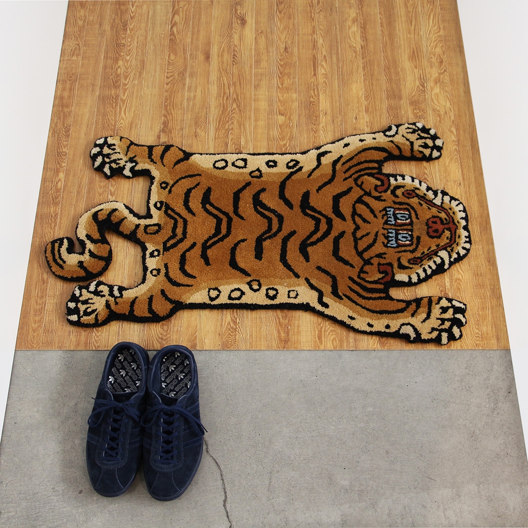 チベタンタイガーラグ 