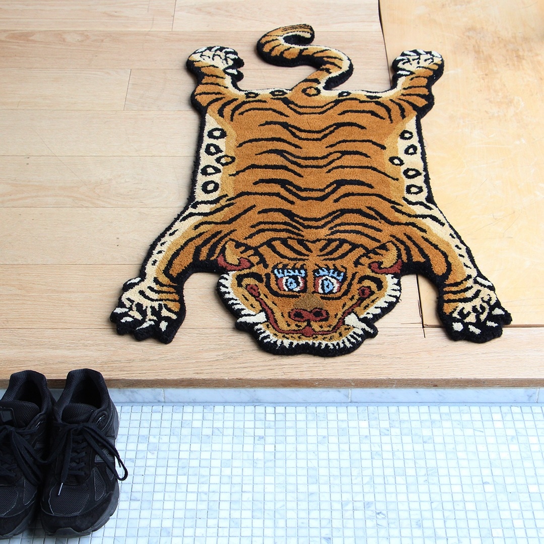 チベタンタイガーラグ 