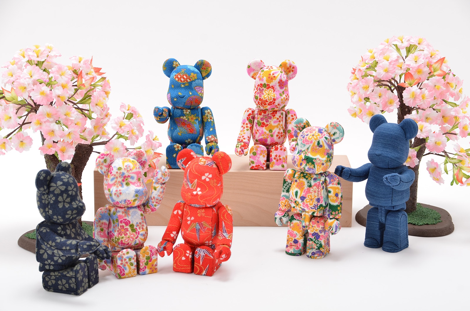 木目込みベアブリック 藍染さくら | ART OF LIVING,ベアブリック