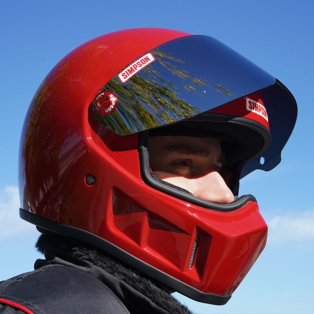 SIMPSON SB15 レッド | SIMPSONヘルメット公認オンラインストア