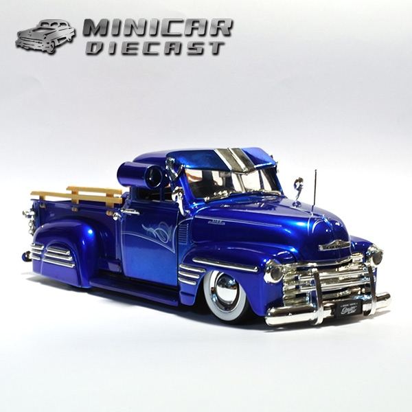1/24 箱入り ミニカー 1953 CHEVROLET 3100 PICK UP ライトグリーン
