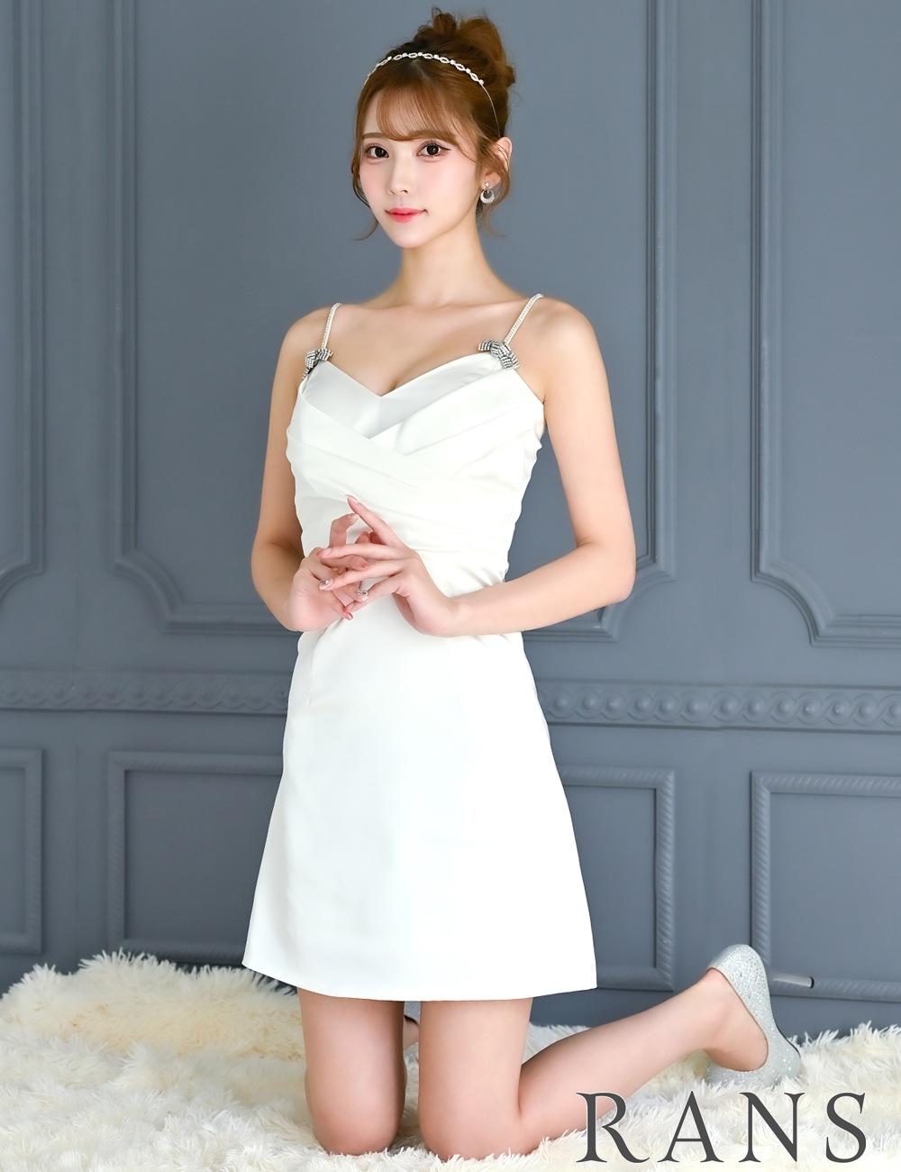 RANS】ミニ/ドレス/ワンピース/フレア/サテン/ホワイト/キャミ