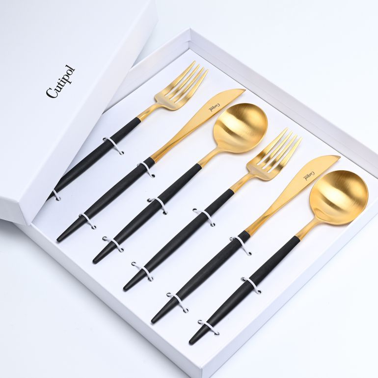 スペシャルラッピング付き】【純正紙袋付き】クチポール Cutipol GOA