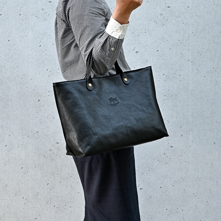 イルビゾンテ IL BISONTE バッグ A4サイズ ハンドバッグ カウハイド