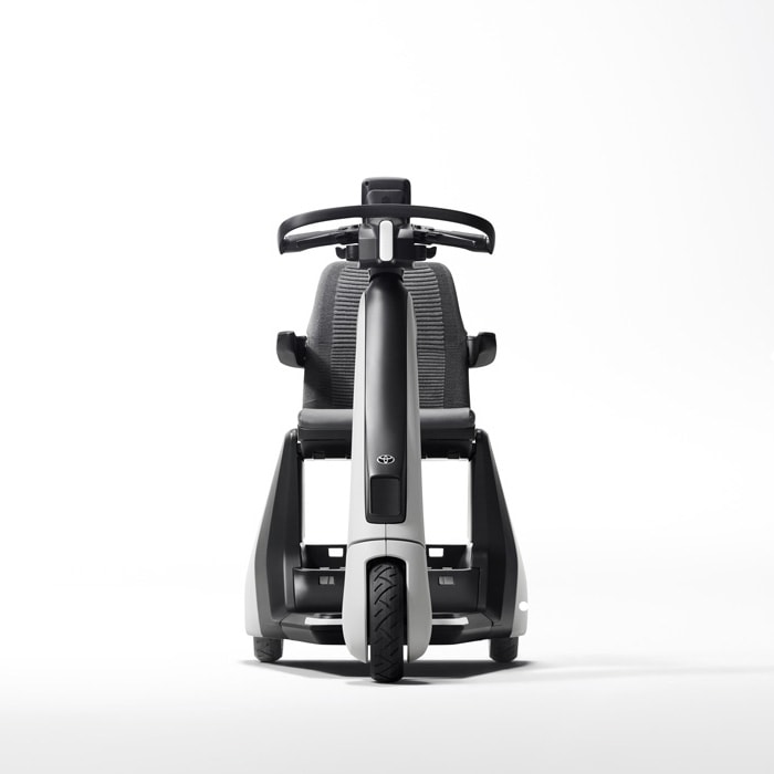 中古品】トヨタ自動車 C+walkS ウォームグレー 電動車いす 電動カート