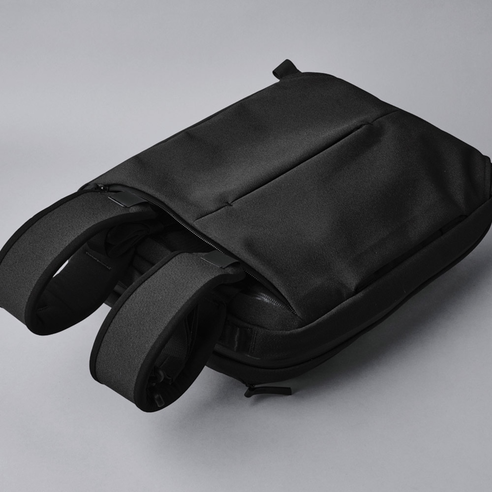 ELEMENTS TECH BRIEF PRO | BACKPACKS | 【公式】ALPAKA (アルパカ)