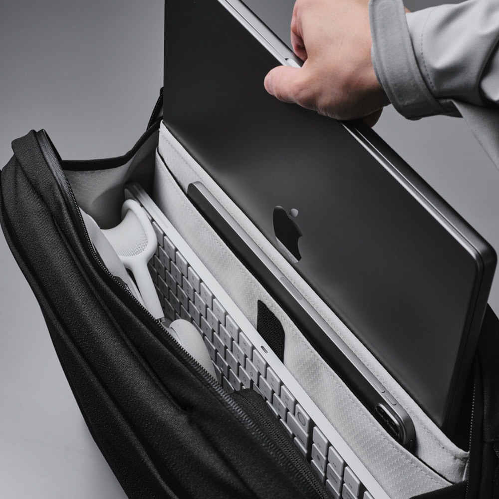 ELEMENTS TECH BRIEF PRO | BACKPACKS | 【公式】ALPAKA (アルパカ)