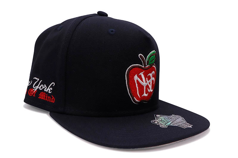 TWNTY TWO NY APPLE SNAPBACK CAP (NAVY) | Brand,S-Z,TWNTY TWO