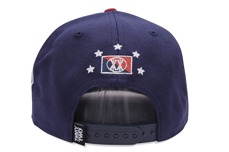 TWNTY TWO NY LOVES ME SNAPBACK CAP (NAVY) | Brand,S-Z,TWNTY TWO