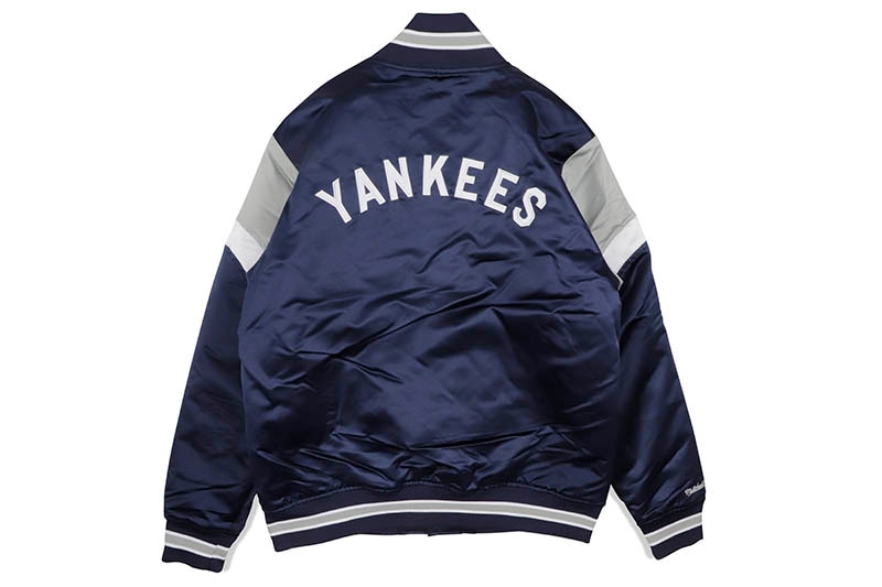 MITCHELL & NESS NEW YORK YANKEES HEAVYWEIGHT SATIN JACKET
