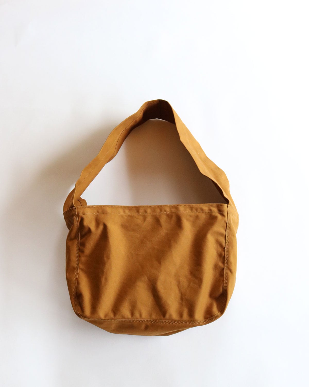 LABOR DAY レーバーデイ｜NEWSPAPER BAG ニュースペーパーバッグ【CAMEL】