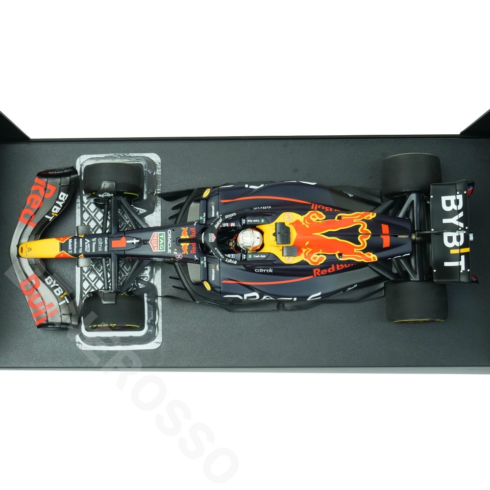 MINICHAMPS 1/18スケール オラクル レッドブル レーシング RB18 M