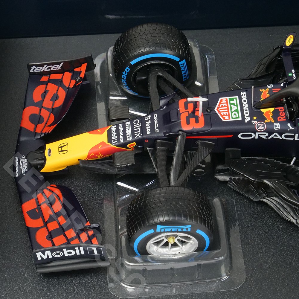 MINICHAMPS 1/18スケール レッドブル レーシング ホンダ RB16B M