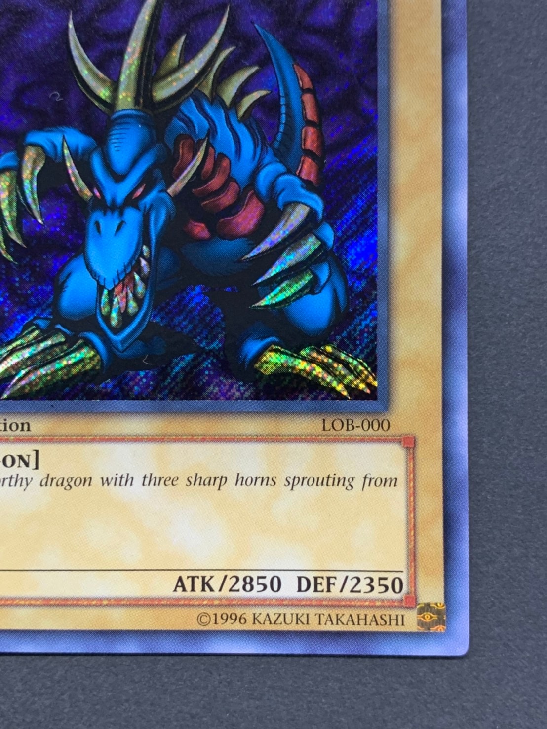 TRI-HORNED DRAGON /トライホーン・ドラゴン[旧ｱｼﾞｱｼｰｸﾚｯﾄ]《1st》(LOB