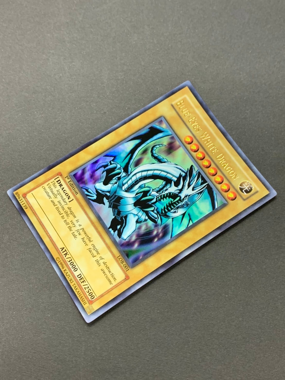 BLUE-EYES WHITE DRAGON /青眼の白龍《1st》[旧ｱｼﾞｱｳﾙﾄﾗ](LOB-001