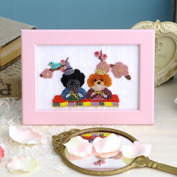 黒プードル ヒューの12ヶ月シリーズ～3月・ひな祭りフレーム