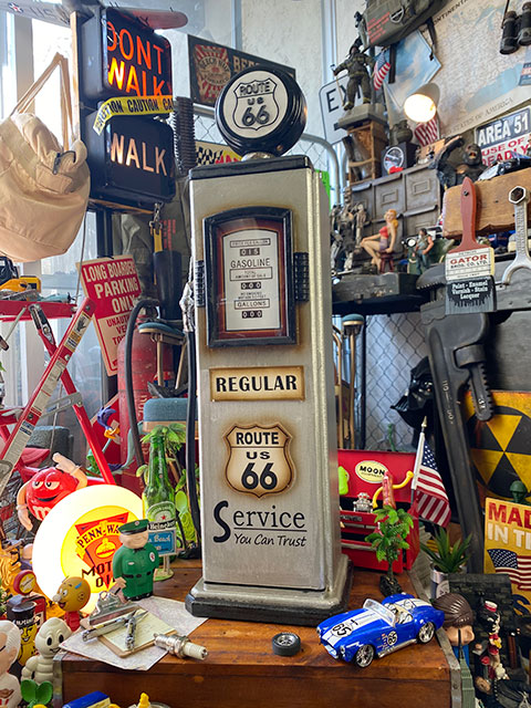 ルート66 ガスポンプ型キャビネット CDタワー （シルバー）の通販