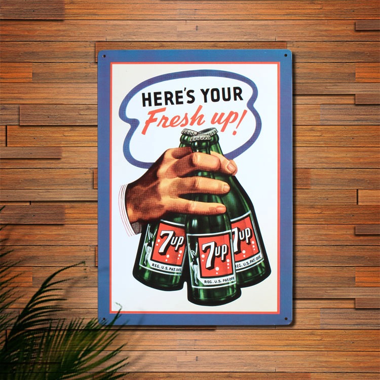 看板 メタルサイン 7UP Bottles セブンアップ ボトル SU-01 高さ42.5