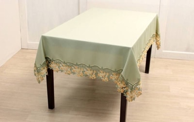 ミモザ柄ケミカルレース テーブルクロス 約133×198cm [un autre