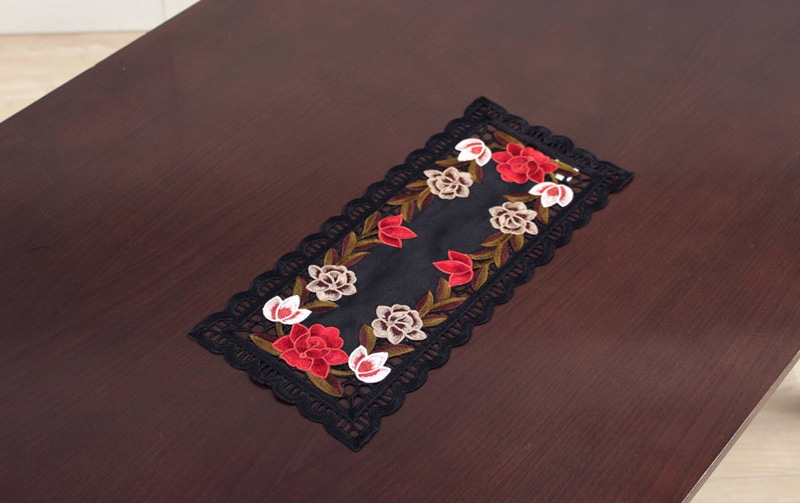 高密度カラー刺繍 テーブルセンター 約20×40cm [ardente]｜インテリア