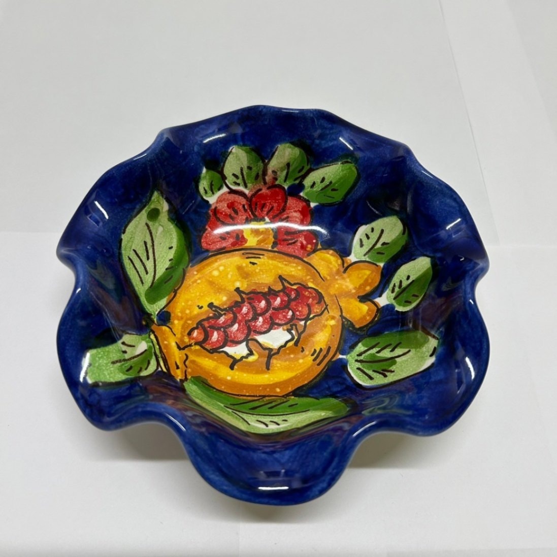 VIE130 フリル皿 ブルー フルーツフラワーレッド | 南イタリアの陶器