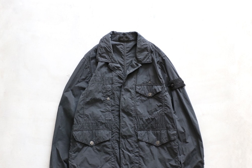 STONE ISLAND(ストーンアイランド ) 