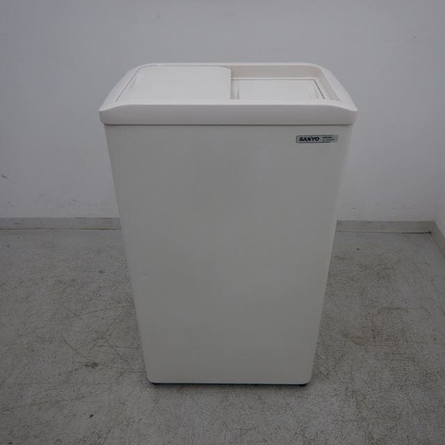 中古】K▽サンヨー 冷凍庫 冷凍ストッカー フリーザー 43L (31672