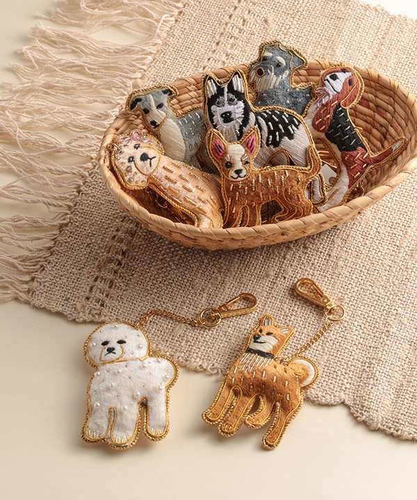 ザリ刺繍キーホルダー ビーグル｜KANKAN ONLINE SHOP【公式】