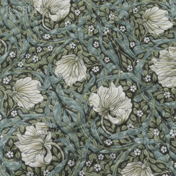 限定価格 キルト マルチカバー クラシカルフラワー 200 × 200cm ソファ