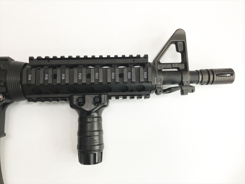 売り切れ【特選中古品】次世代電動ガン 東京マルイ M4 CQB-R ブラック